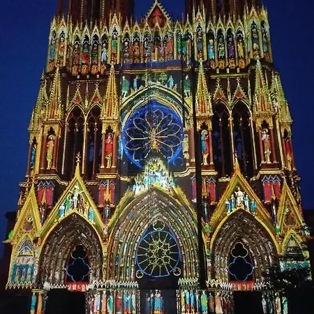 Le Cocon A Escapade Romantique & Degustation De Champagne Ay-Champagne