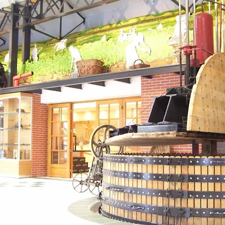 Le Cocon A Escapade Romantique & Degustation De Champagne Ay-Champagne