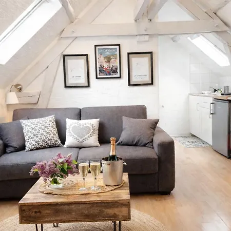 Le Cocon A Escapade Romantique & Degustation De Champagne Ay-Champagne