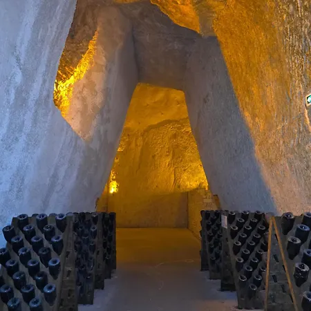 Le Cocon A Escapade Romantique & Degustation De Champagne Lejlighed